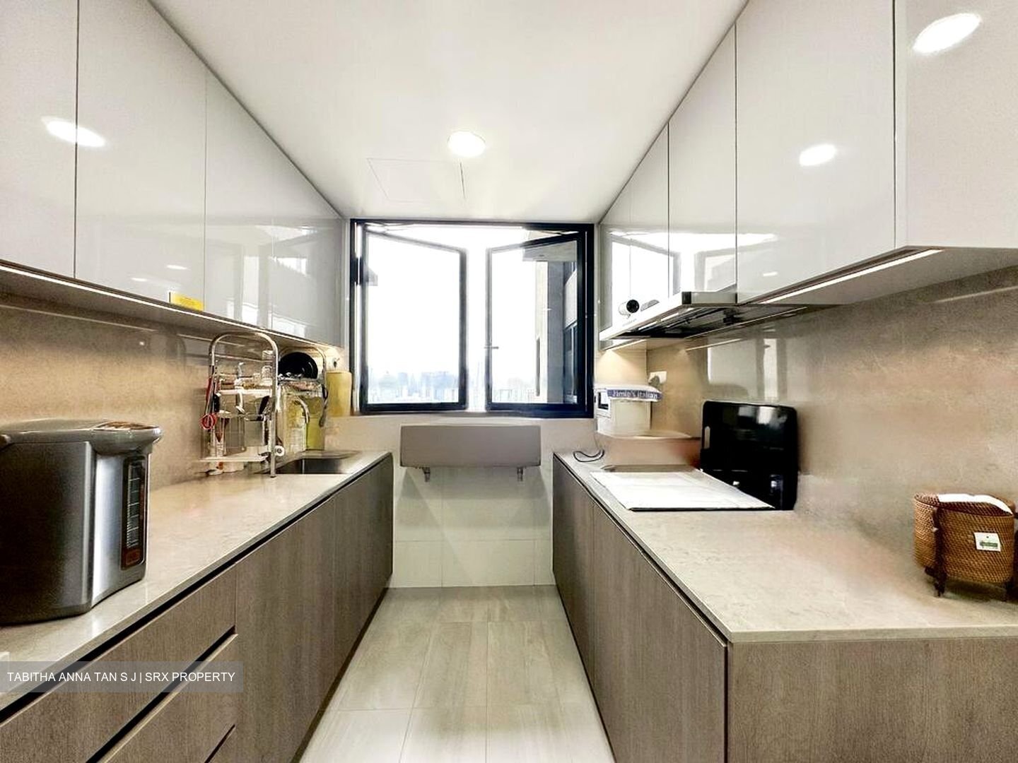 Avenue South Residence (D3), Apartment #456351821